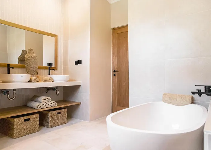 Villa Promo! Rosa - New Luxury 1 Bedroom In - 2 Minutes To Echo *
