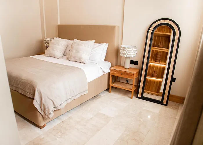 Promo! Rosa - New Luxury 1 Bedroom In - 2 Minutes To Echo * Canggu (Bali)