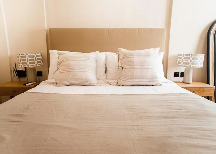Promo! Rosa - New Luxury 1 Bedroom In - 2 Minutes To Echo * Canggu (Bali)