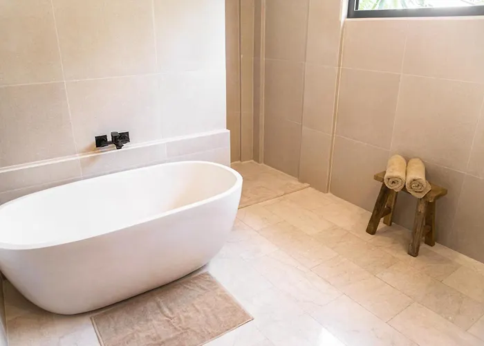 Promo! Rosa - New Luxury 1 Bedroom In - 2 Minutes To Echo Villa Canggu (Bali)