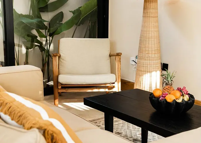 Villa Promo! Rosa - New Luxury 1 Bedroom In - 2 Minutes To Echo