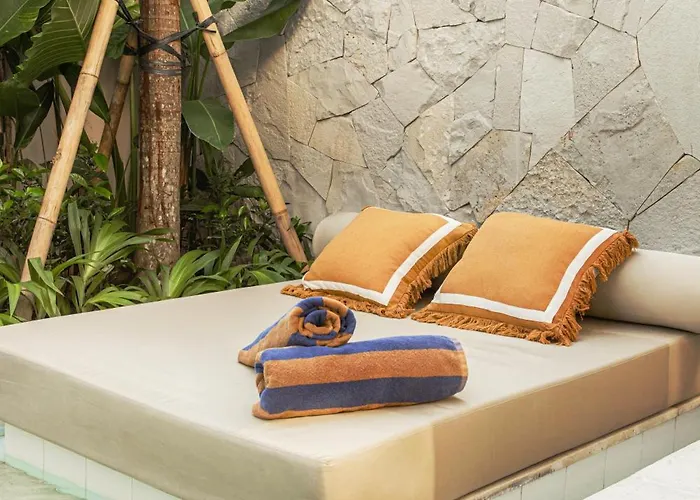 Promo! Rosa - New Luxury 1 Bedroom In - 2 Minutes To Echo * Canggu (Bali)