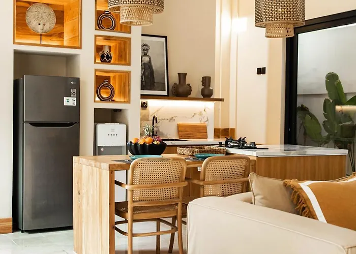 Villa Promo! Rosa - New Luxury 1 Bedroom In - 2 Minutes To Echo